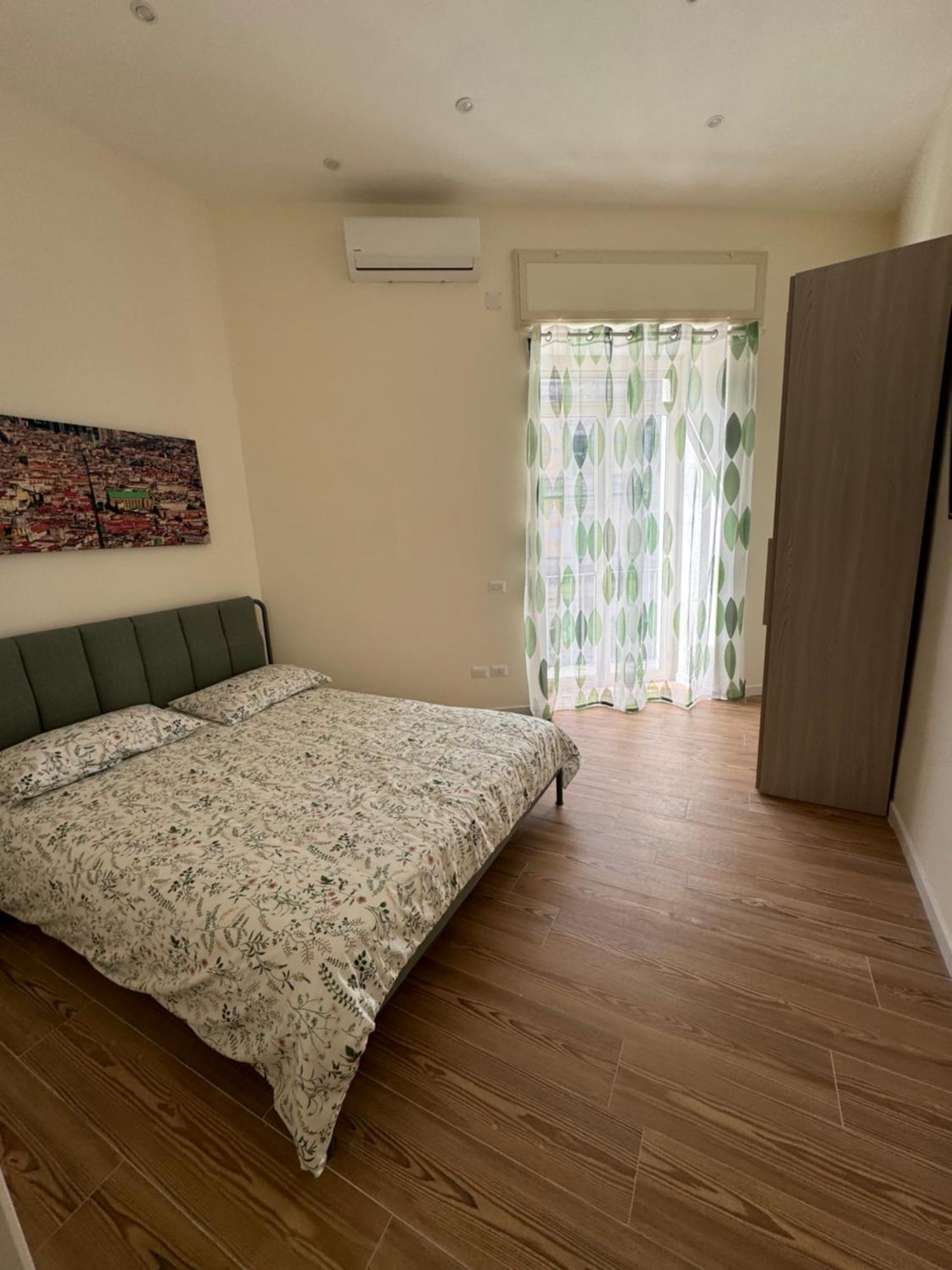 La Dimora Di Cinzia Apartment Napoli Bagian luar foto